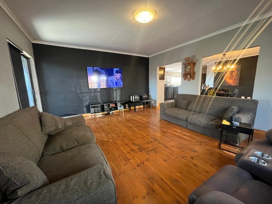 4 Bedroom Property for Sale in Cashan North West